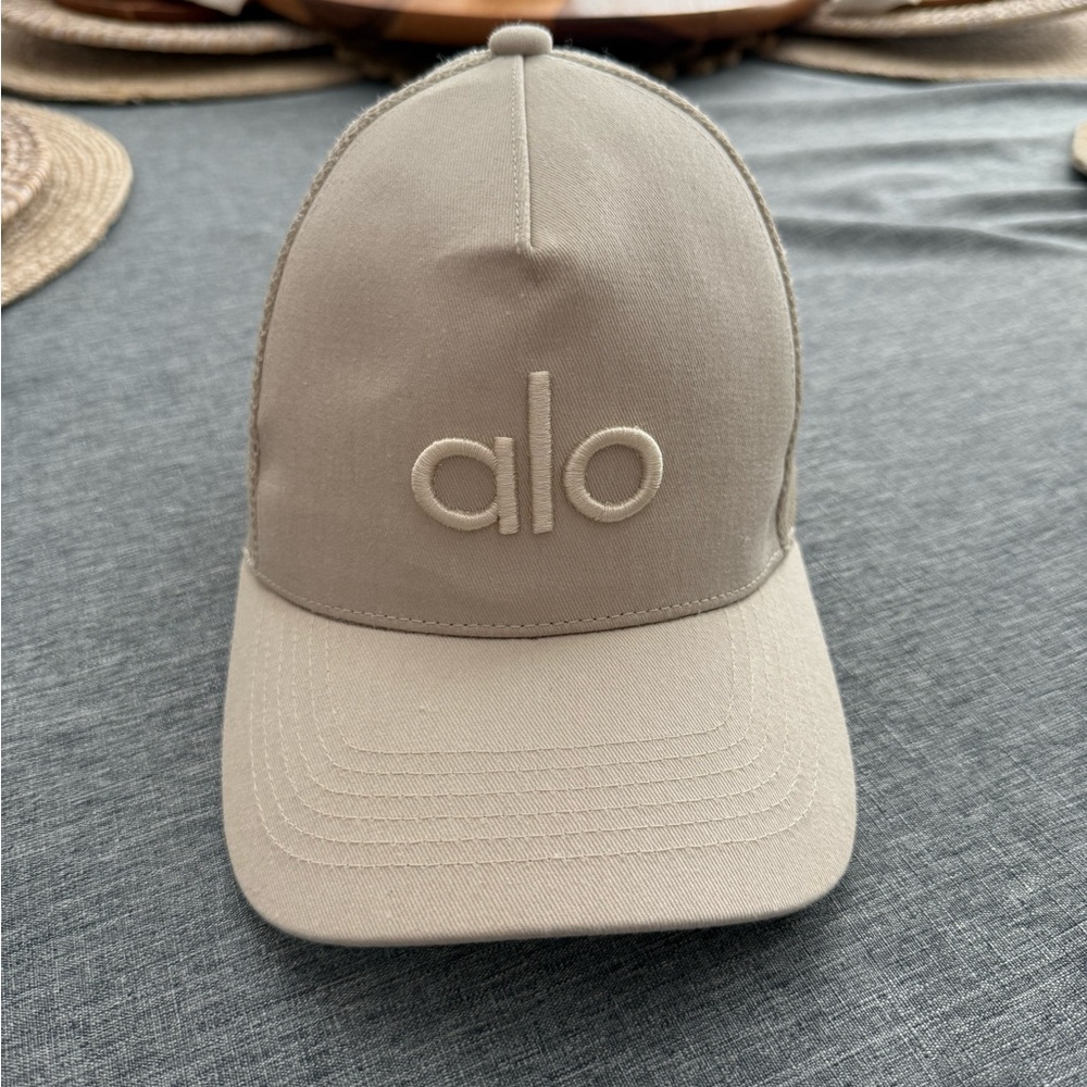 ALO Yoga Tan Baseball Cap